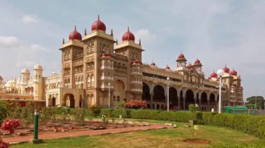 Mysore, Hindistan - 25 Aralık, 2017. Mysore sarayının manzarası.