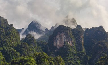 Güzel tatil gün Khao Sok Milli Parkı'nda, Suratthani, Tayland