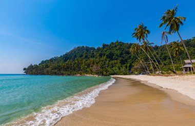Genel Bakış Kood Adası (Koh Kood) bulunan Tayland doğu kesiminde ilk gezisi, çok güzelmiş.