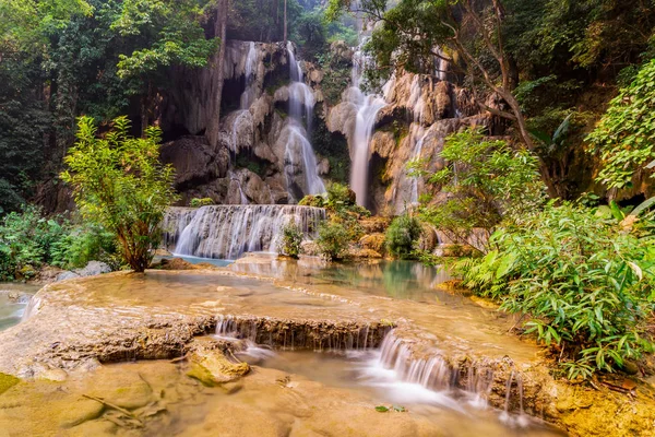 Tad Kwang Waterfall Estate Situato Nella Provincia Luang Prabang Laos — Foto Stock