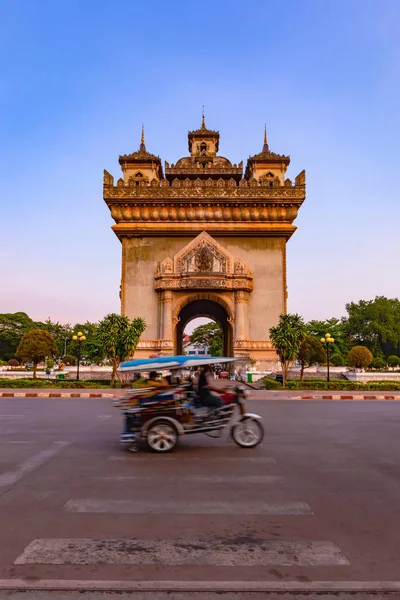 Patuxay Emlékmű Mérföldkő Arch Háborús Emlékmű Vientiane Laosz — Stock Fotó