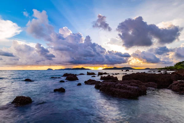 Happy Holiday Koh Mak Trat Thailand Rechtenvrije Stockfoto's