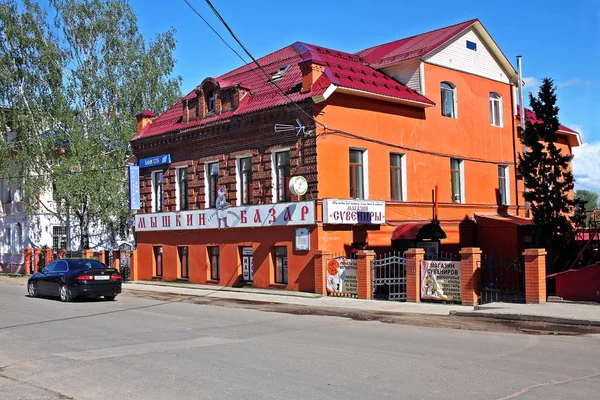 ムィシュキン ロシア連邦 2017 ロシアの地域の小さな歴史的な町の建築 伝統的な歴史ある木造住宅 — ストック写真