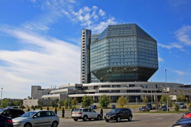 Minsk, Beyaz Rusya - 13 Ağustos 2018: Milli Kütüphane Beyaz Rusya Rusya içinde en büyük kütüphanesidir. Kütüphanede Minsk'te bulunur