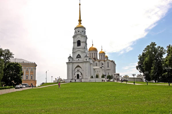 ウラジーミル ロシア 2017 生神女就寝大聖堂は 世紀の中世ロシアの母教会です 世界遺産の一部であります — ストック写真