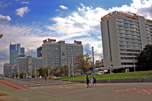 Minsk Bielorrússia Agosto 2018 Avenida Victors Uma Das Principais Rodovias — Fotografia de Stock