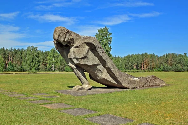Ensemble commémoratif Salaspils en Lettonie — Photo
