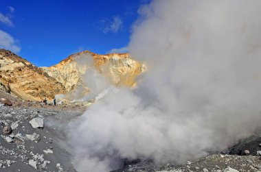 Mutnovsky yanardağı, Rusya turistlerin tırmanışı