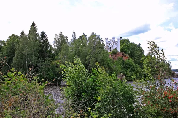 Vyborg Rusia Julio 2016 Isla Los Muertos Parque Monrepos Monrepos — Foto de Stock