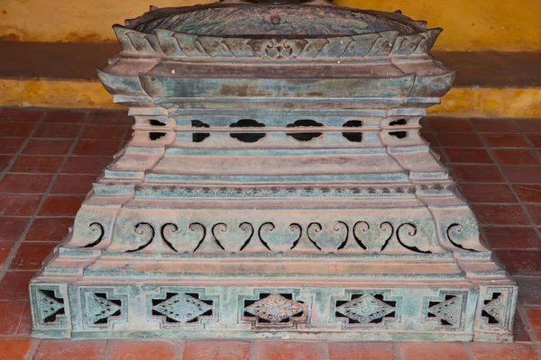 Close Trono Antigo Assento Para Estátua Buda Templo Budista — Fotografia de Stock