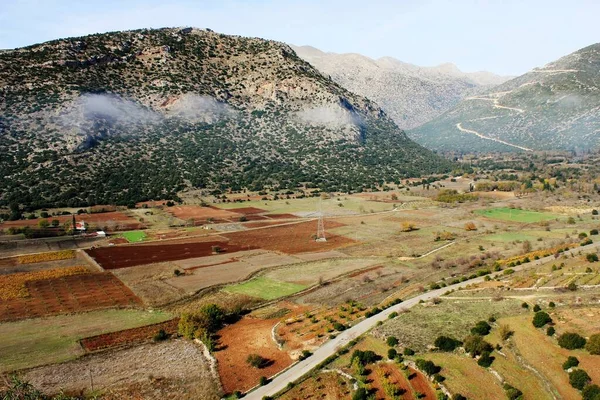 Πλαστικοί Κάδοι Απορριμμάτων Πεταμένοι Και Στοιβαγμένοι Στην Αθήνα — Φωτογραφία Αρχείου