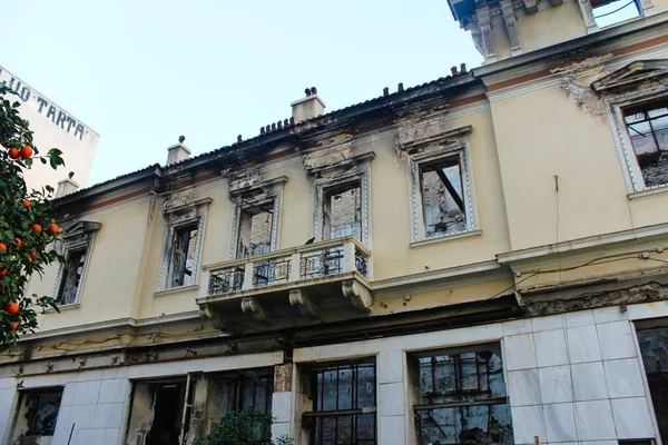Szczątki Spalonego Budynku Atenach Grecja Lutego 2020 — Zdjęcie stockowe