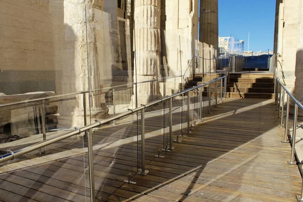 Grécia Atenas Junho 2020 Vista Propylaea Entrada Monumental Acrópole Atenas — Fotografia de Stock