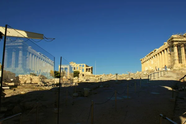 Греция Афины Июня 2020 Сепараторы Плексигласа Установлены Акрополе Пропилая Соответствии — стоковое фото