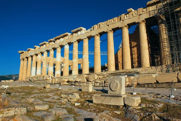 Grecia Atenas Junio 2020 Vista Del Sitio Arqueológico Colina Acrópolis —  Fotos de Stock