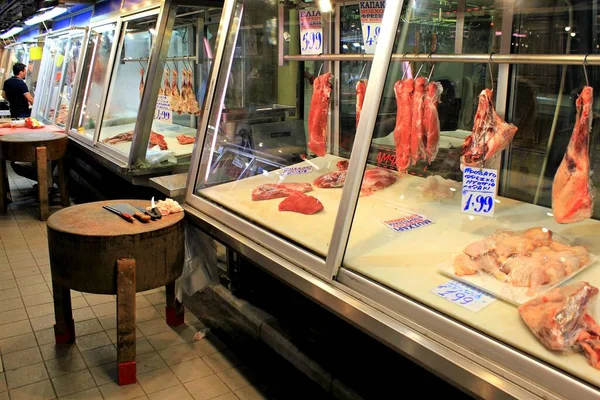 Ελλάδα Αθήνα Ιουνίου 2020 Πάγκοι Κρέας Στην Κεντρική Αγορά Της — Φωτογραφία Αρχείου