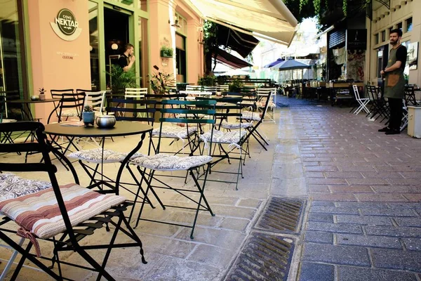 Griechenland Athen Juni 2020 Leere Stühle Einem Bar Restaurant Touristenviertel — Stockfoto
