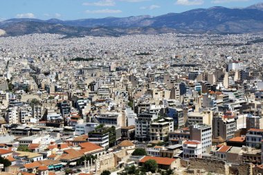 Yunanistan, Atina, 18 Haziran 2020 - Atina şehir manzarası Akropolis tepesinden.