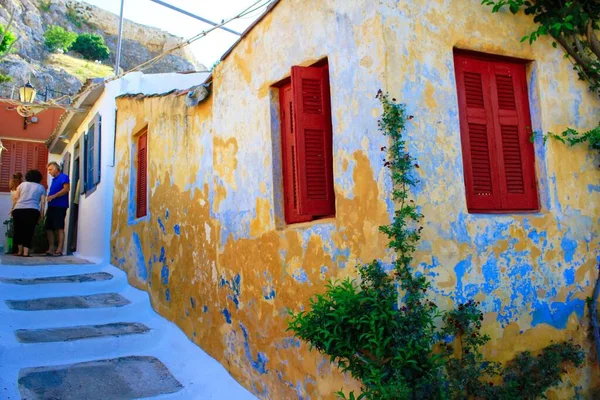 Grécia Atenas Junho 2020 Rua Pitoresca Com Casa Antiga Anafiotika — Fotografia de Stock