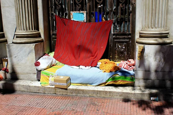 Görögország Athén 2020 Június Hajléktalanok Személyes Tárgyai Athén Központjában Egy — Stock Fotó