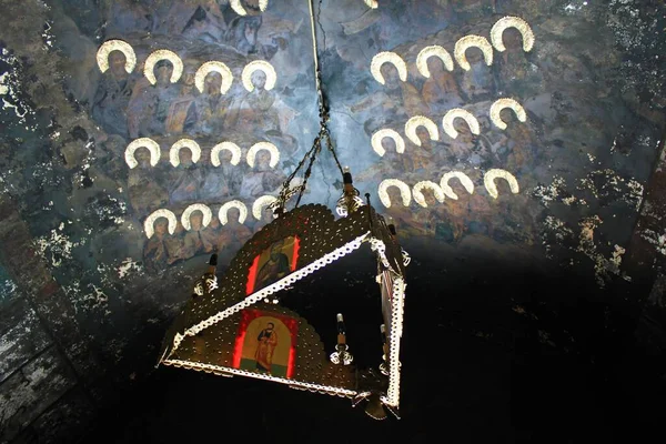 Blick Aus Dem Inneren Der Alten Byzantinischen Kirche Mit Handgefertigten — Stockfoto