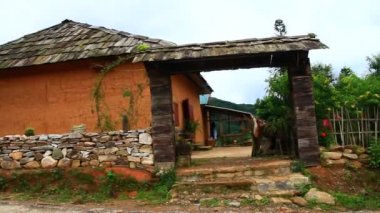 Vietnam 'daki geleneksel etnik azınlık evleri
