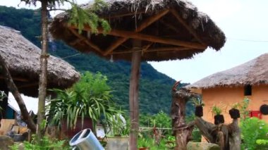 Vietnam 'daki geleneksel etnik azınlık evleri