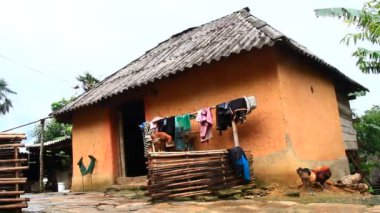 Vietnam 'daki geleneksel etnik azınlık evleri