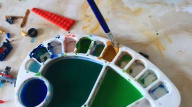 erkek karışık renkli çizim motosikleti