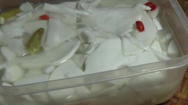 Bambu filizlerinden yiyecekler.