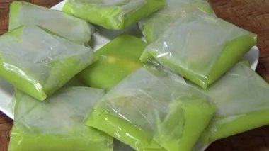 Geleneksel Vietnam yemekleri.