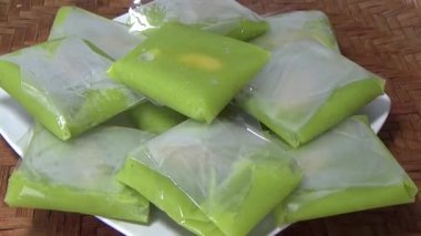 Geleneksel Vietnam yemekleri.