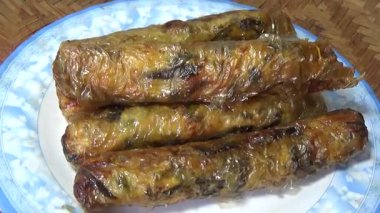 Geleneksel Vietnam yemekleri.