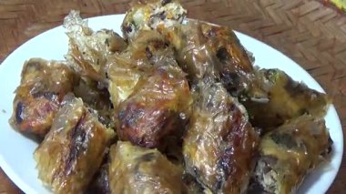 Geleneksel Vietnam yemekleri.