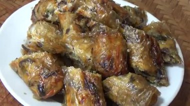 Geleneksel Vietnam yemekleri.