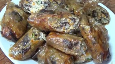 Geleneksel Vietnam yemekleri.