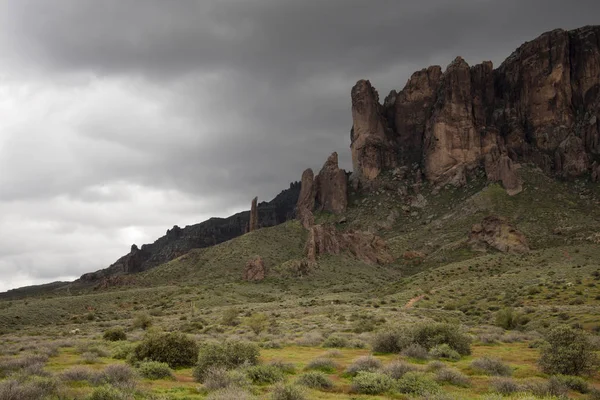 Tempête Imminente Sur Montagne Superstition Parc État Hollandais Perdu Arizona — Photo