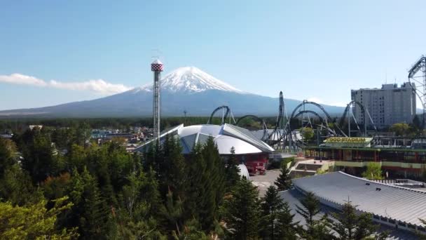 Fuji Vue sur la montagne depuis le parc d'attractions Fuji-Q Highland — Video