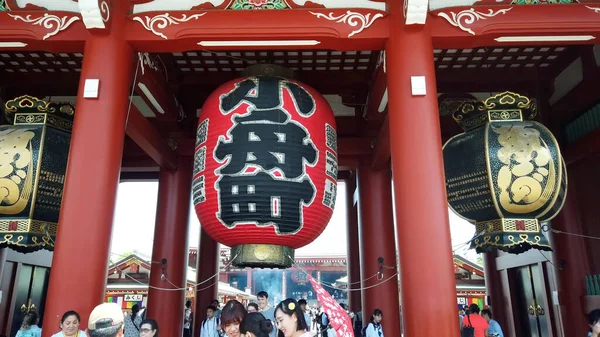 Toquio Japão Maio Lanterna Vermelha Sagrada Gigante Chochin Templo Sensoji — Fotografia de Stock