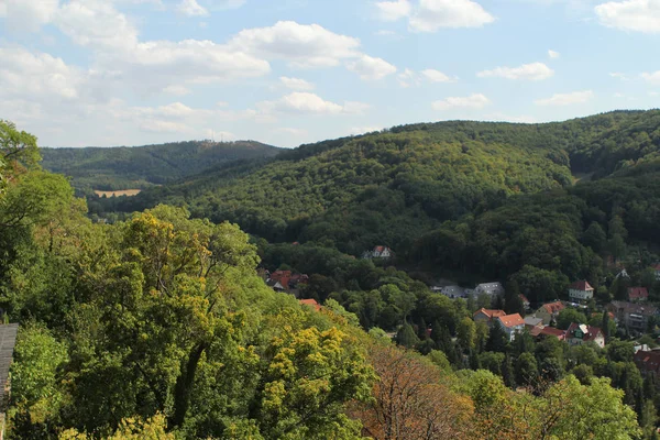 Malowniczej Okolicy Górach Harz Powyżej Miasta Wernigerode Niemczech Kraju Związkowym — Zdjęcie stockowe