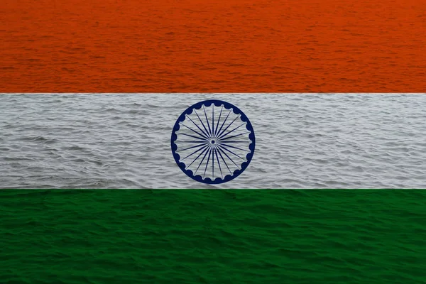 Державний прапор Індії накладається на текстуру води, моря, концепцію водних ресурсів країни — стокове фото