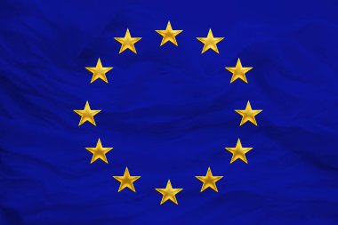 stilize Avrupa Birliği bayrağı, yumuşak kıvrımlı yumuşak ipek üzerinde birleşik Avrupa'nın sembolü, yakın çekim