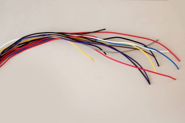 renkli elektrik tek çekirdekli teller demeti