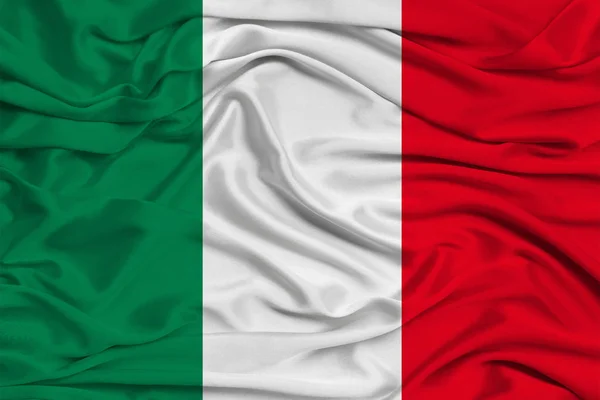 Εθνική σημαία της χώρας της Ιταλίας σε απαλό μετάξι με πτυχώσεις, σχέδιο ταξιδιού, μετανάστευση, πολιτική, αντίγραφο χώρου, κοντινό-up — Φωτογραφία Αρχείου