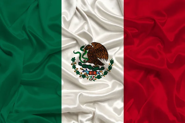 Piękna Flaga Meksyku na delikatnym jedwabiu z miękkimi fałdami na wietrze — Zdjęcie stockowe