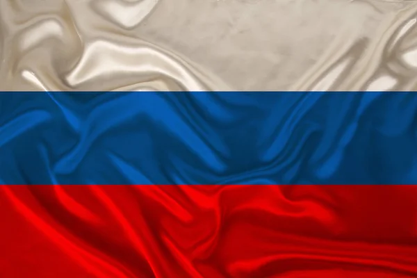Foto de la bandera nacional de Rusia en una textura lujosa de satén, seda con olas, pliegues y reflejos, primer plano, espacio para copiar, concepto de viaje, economía y política de estado, ilustración —  Fotos de Stock