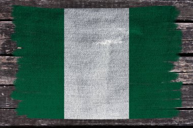 Saten, ipek, dalgalı ipek, kıvrımlı, röfleli, yakın plan, kopya alanı, seyahat kavramı, ekonomi ve devlet politikası üzerine ulusal Nijerya bayrağının fotoğrafı