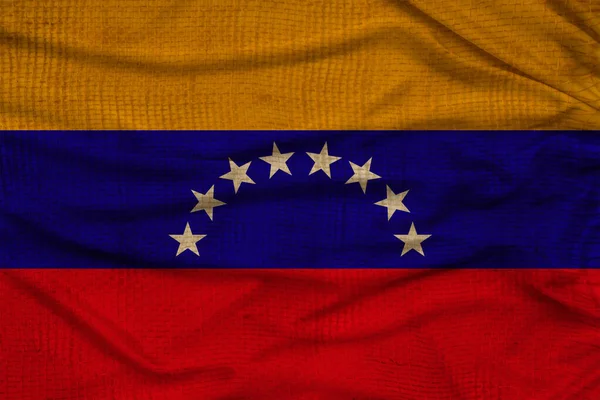 Foto der schönen farbigen Nationalflagge des modernen Staates Venezuela auf texturiertem Stoff, Konzept Tourismus, Auswanderung, Wirtschaft und Politik, Nahaufnahme — Stockfoto