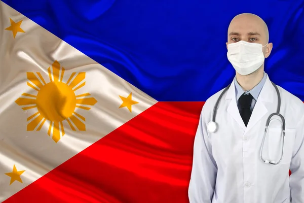 Врач Мужчина Стетоскопом Фоне Шелкового Национального Флага Филиппин Концепции Национального — стоковое фото