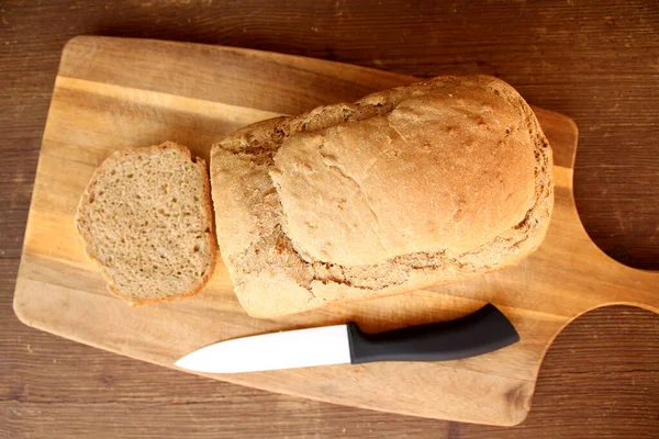 Belo Pão Caseiro Assado Hora Com Uma Crosta Dourada Conceito — Fotografia de Stock